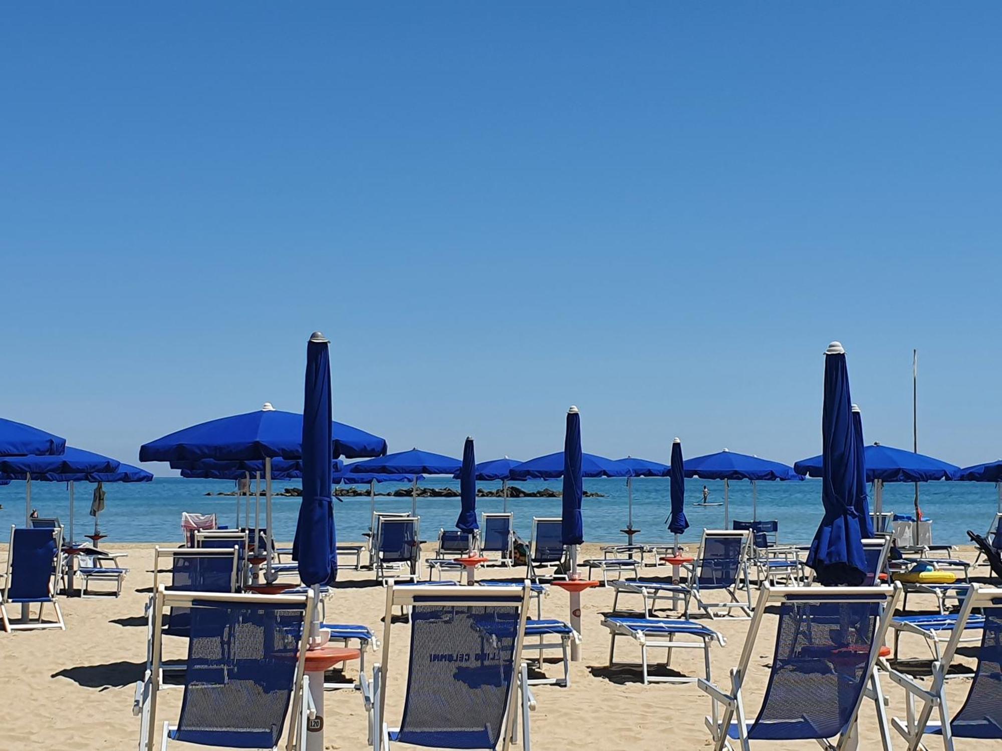 Non Solo Mare Apartment Roseto Degli Abruzzi Exterior foto